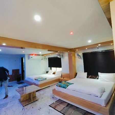 Отель The Maheshwari Residency Ayodhya Экстерьер фото